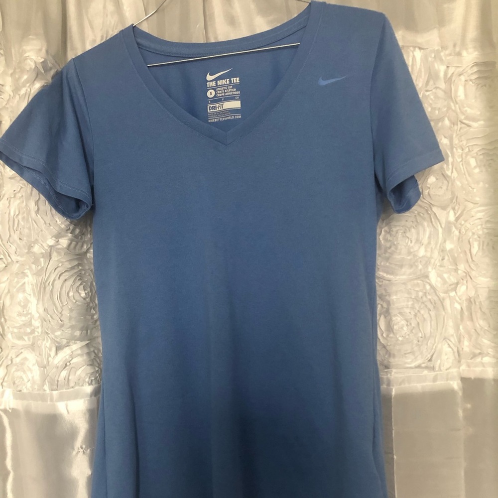 Nike t-shirt
